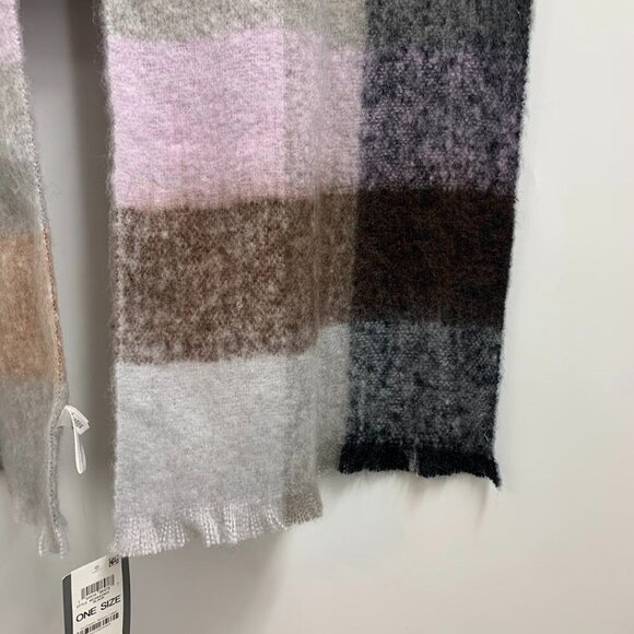 On 34th Adult Convertible‎ Plaid Soft Multi Form Scarf One Size NWT - Picture 5 of 14